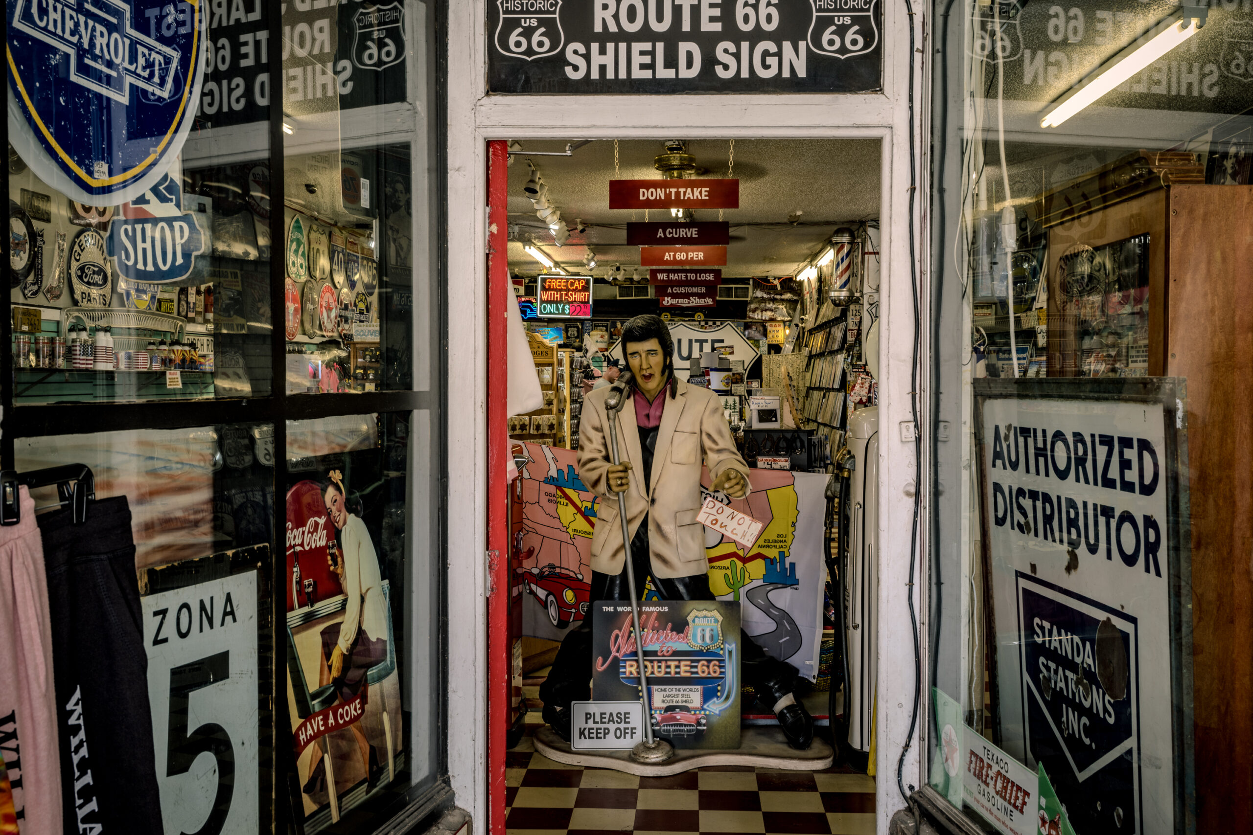 Souvenirwinkel in Williams, Arizona, langs Route 66.